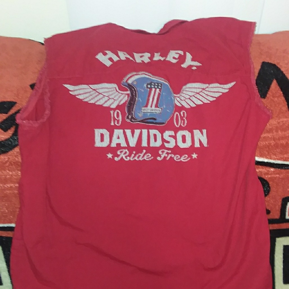 Harley Davidson shirt